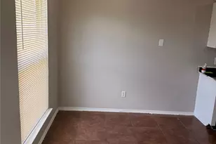 312 Juniper Dr, Arlington, TX 76018 - Photo 7
