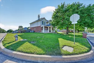 2901 St Charles Dr, Mansfield, TX 76063 - Photo 1