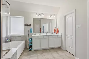 8120 Horseman Rd, Fort Worth, TX 76131 - Photo 17