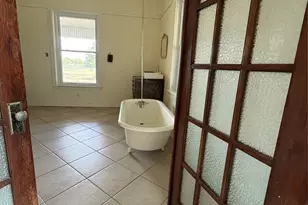 1421 Airport Rd, Sulphur Springs, TX 75482 - Photo 9