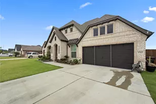 1713 Sudbury Dr, Cleburne, TX 76033 - Photo 3