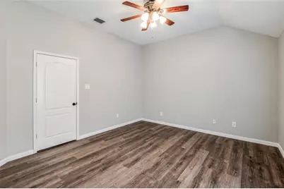 9300 Chesapeake Lane, McKinney, TX 75071 - Photo 3