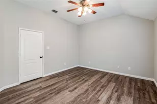 9300 Chesapeake Ln, McKinney, TX 75071 - Photo 3