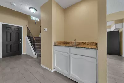 830 Frances Drive, Grand Prairie, TX 75052 - Photo 15