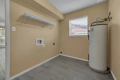 830 Frances Drive, Grand Prairie, TX 75052 - Photo 23