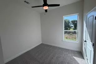 1043 Deer Is Ct, Azle, TX 76020 - Photo 17