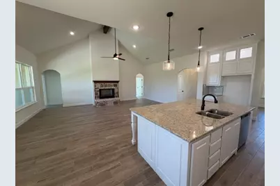 1043 Deer Island Court, Azle, TX 76020 - Photo 9