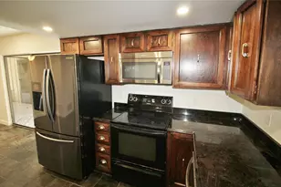 822 Via Valencia, Mesquite, TX 75150 - Photo 11