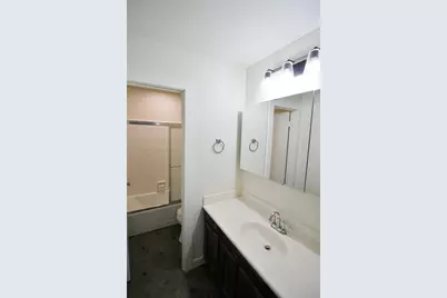822 Via Valencia, Mesquite, TX 75150 - Photo 17