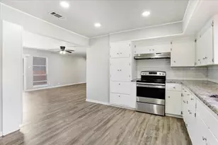 429 W Lamberth Rd, Sherman, TX 75092 - Photo 13