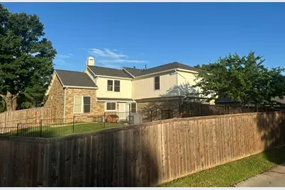 2060 Briarcliff Road, Lewisville, TX 75067 - Photo 3