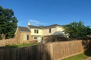 2060 Briarcliff Rd, Lewisville, TX 75067 - Photo 3