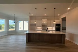 437 Texas Sage Trl, Weatherford, TX 76085 - Photo 3