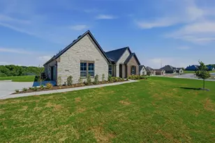 437 Texas Sage Trl, Weatherford, TX 76085 - Photo 3