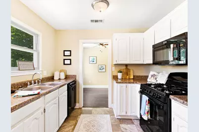 4301 Arden Place, Fort Worth, TX 76103 - Photo 3
