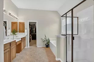 5609 Lavon Dr, Flower Mound, TX 75028 - Photo 17