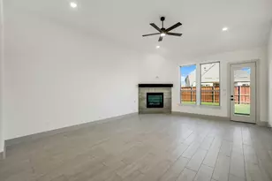 17136 Texas Pistache Dr, Dallas, TX 75252 - Photo 15