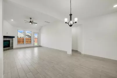 17136 Texas Pistache Drive, Dallas, TX 75252 - Photo 13