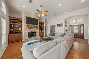 230 Hali Brooke Dr, China Spring, TX 76633 - Photo 5
