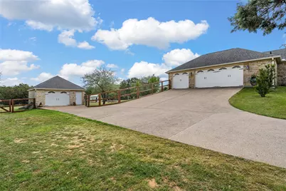 230 Hali Brooke Drive, China Spring, TX 76633 - Photo 37