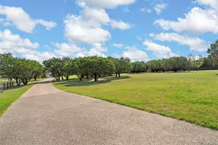 230 Hali Brooke Dr, China Spring, TX 76633 - Photo 39
