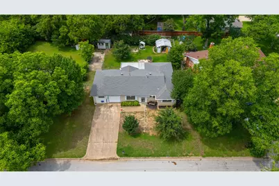 19 Page Street, Hurst, TX 76053 - Photo 35