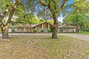 802 Rock Canyon Dr, Duncanville, TX 75137 - Photo 1