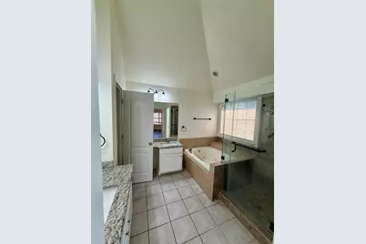555 Southridge Way, Irving, TX 75063 - Photo 31