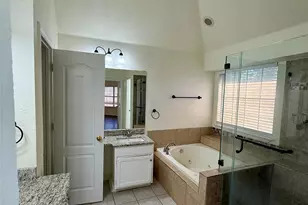 555 Southridge Way, Irving, TX 75063 - Photo 31