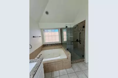 555 Southridge Way, Irving, TX 75063 - Photo 33