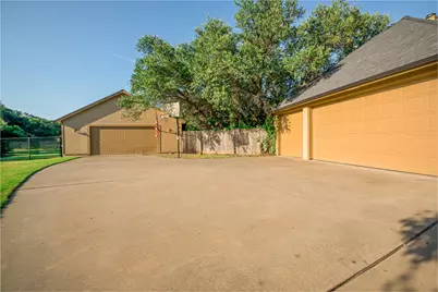 182 Lakeview Drive, Aledo, TX 76008 - Photo 3