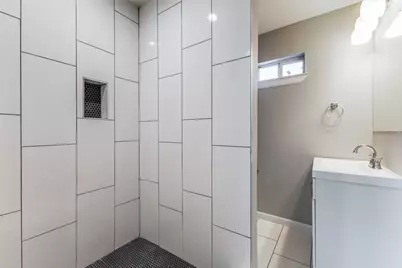 4010 Copeland Street, Dallas, TX 75210 - Photo 9