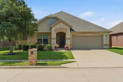 1237 Mesa Crest Drive, Fort Worth, TX 76052 - Photo 1