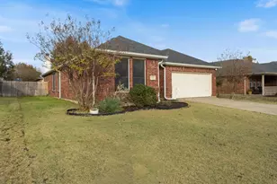202 Angelina Dr, Crandall, TX 75114 - Photo 3