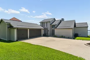 870 Highridge Dr, Lakewood Village, TX 75068 - Photo 3