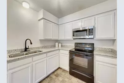 7000 Lincoln Drive, North Richland Hills, TX 76182 - Photo 11