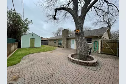 1905 Fox Hill Court, Arlington, TX 76015 - Photo 13