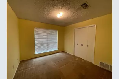 1905 Fox Hill Court, Arlington, TX 76015 - Photo 11