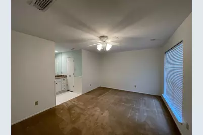 1905 Fox Hill Court, Arlington, TX 76015 - Photo 7