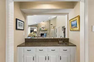7055 Merriman Pkwy, Dallas, TX 75231 - Photo 9