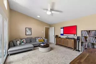 7055 Merriman Pkwy, Dallas, TX 75231 - Photo 21