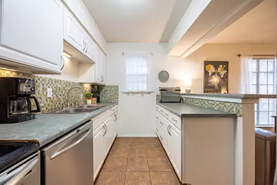 6027 E University Boulevard #215, Dallas, TX 75206 - Photo 9
