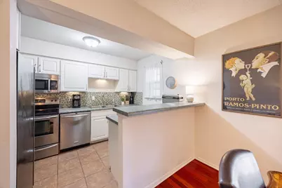 6027 E University Boulevard #215, Dallas, TX 75206 - Photo 11