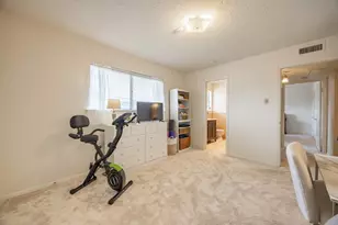 6027 E University Blvd, Dallas, TX 75206 - Photo 19