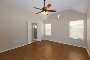 1321 Mustang Dr, Lewisville, TX 75067 - Photo 5
