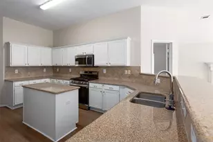 1321 Mustang Dr, Lewisville, TX 75067 - Photo 17