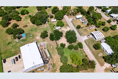 108 Angela Street, Azle, TX 76020 - Photo 17