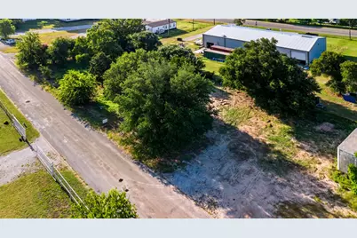 108 Angela Street, Azle, TX 76020 - Photo 3