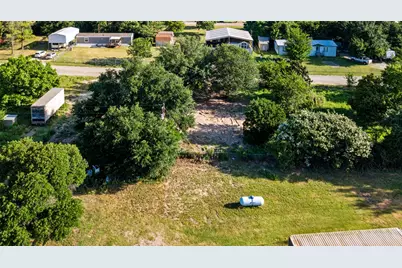 108 Angela Street, Azle, TX 76020 - Photo 5