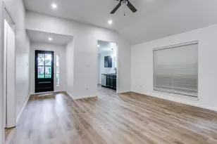333 Banyan Dr, Grapevine, TX 76051 - Photo 1